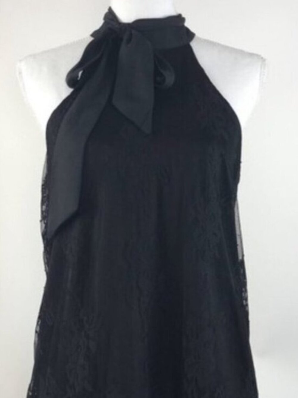 Parker Black Floral Lace Halter Top Detachable Bow Scalloped Hem Small - Picture 2 of 10